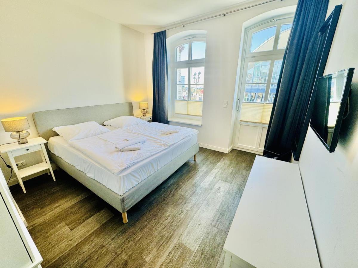 Vormann Jantzen, Direkt Am Leuchtturm Apartment Rostock Exterior photo